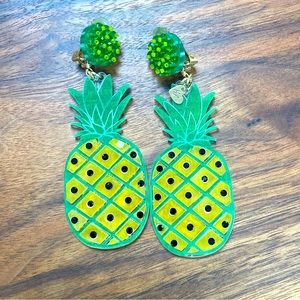 Pineapple gold plated clip on resin earrings